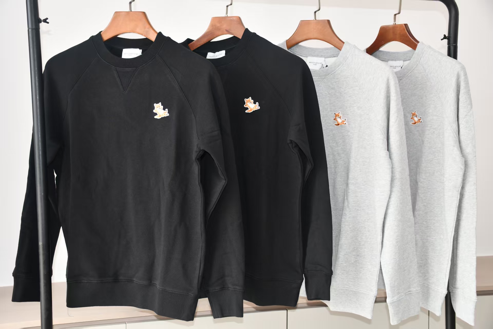 맨투맨 GU00342KM0002