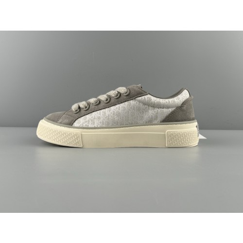 Dior B33