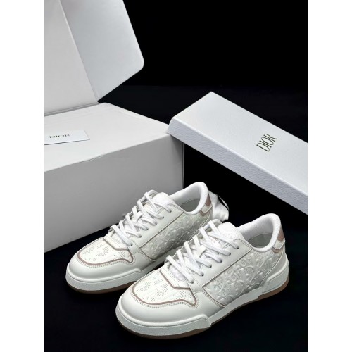 Dior One
