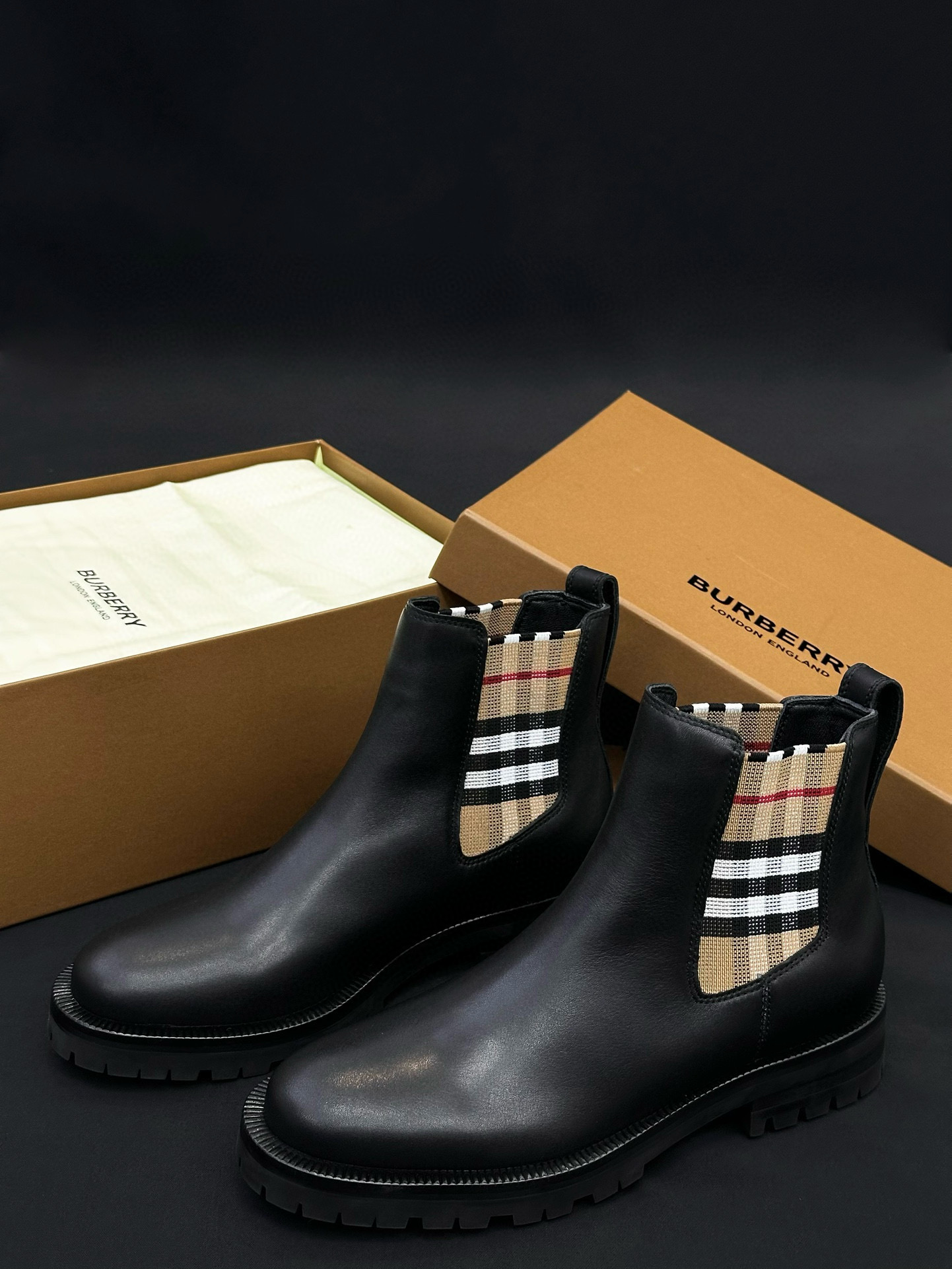 Burberry Boots