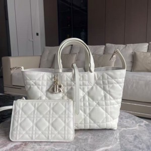 Toujours (28.5*21.5*17cm)