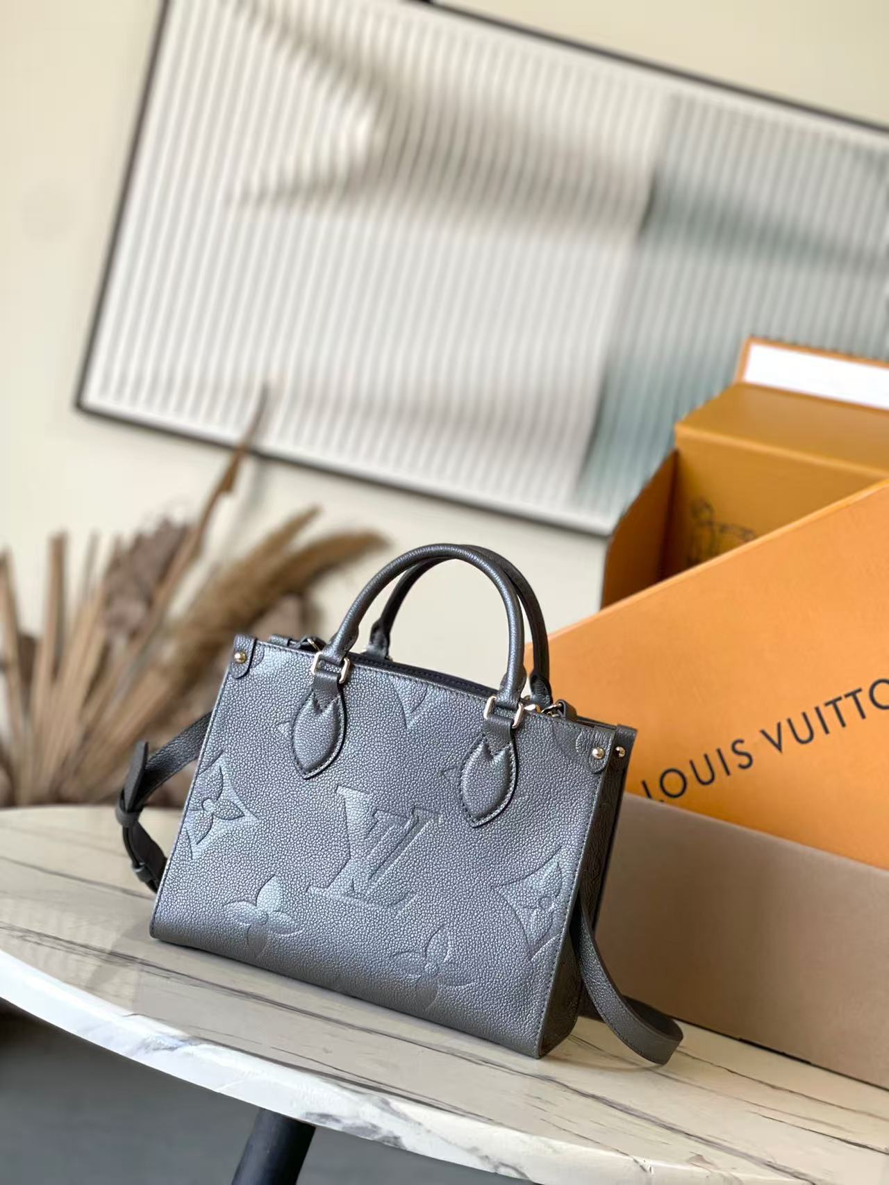 Onthego PM (25*19*11.5cm)