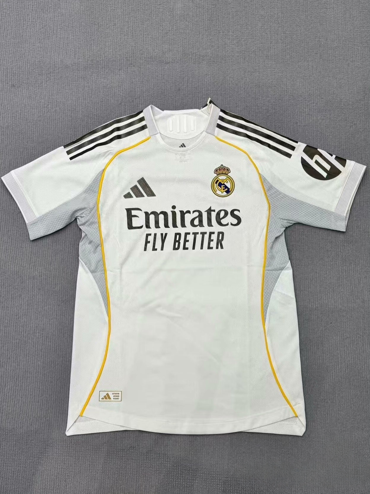 2526시즌 레알 마드리드 어센틱 홈 유니폼