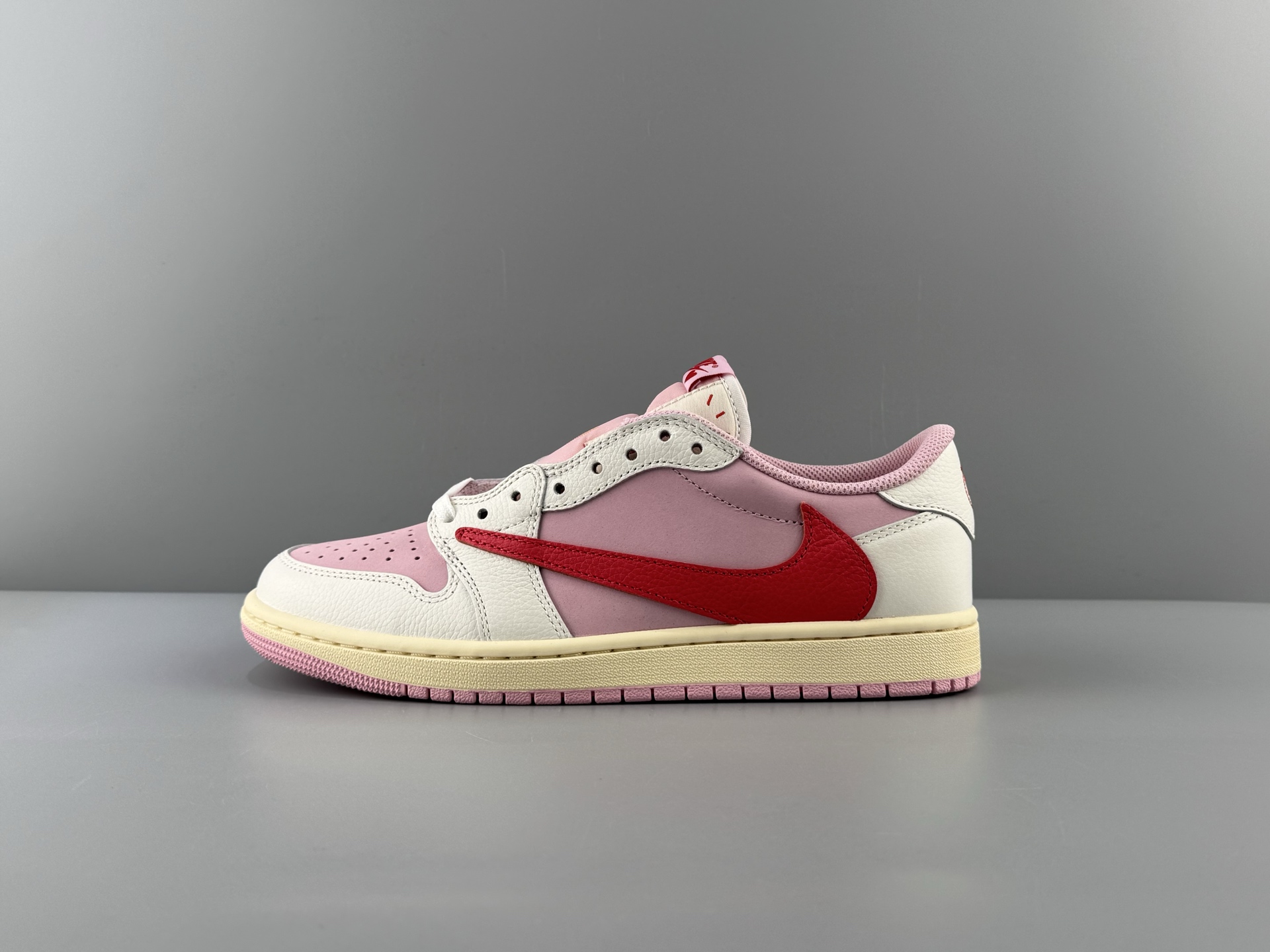 Travis Scott & Jordan Air Jordan 1 Low OG