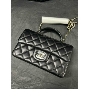 Chanel CLassic Flap
