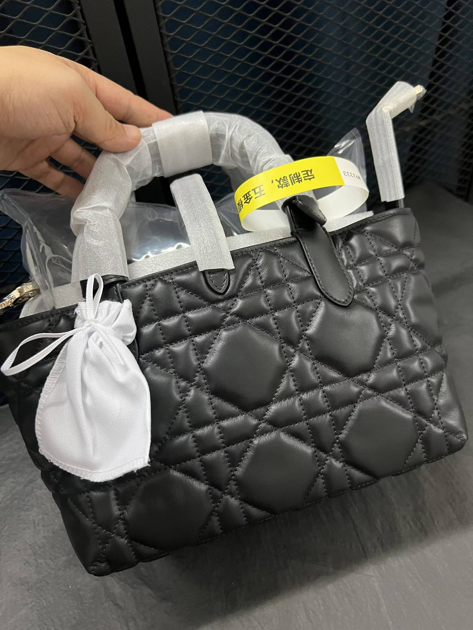 Toujours (23*15*15cm)