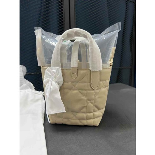 Toujours (15*12*13cm)