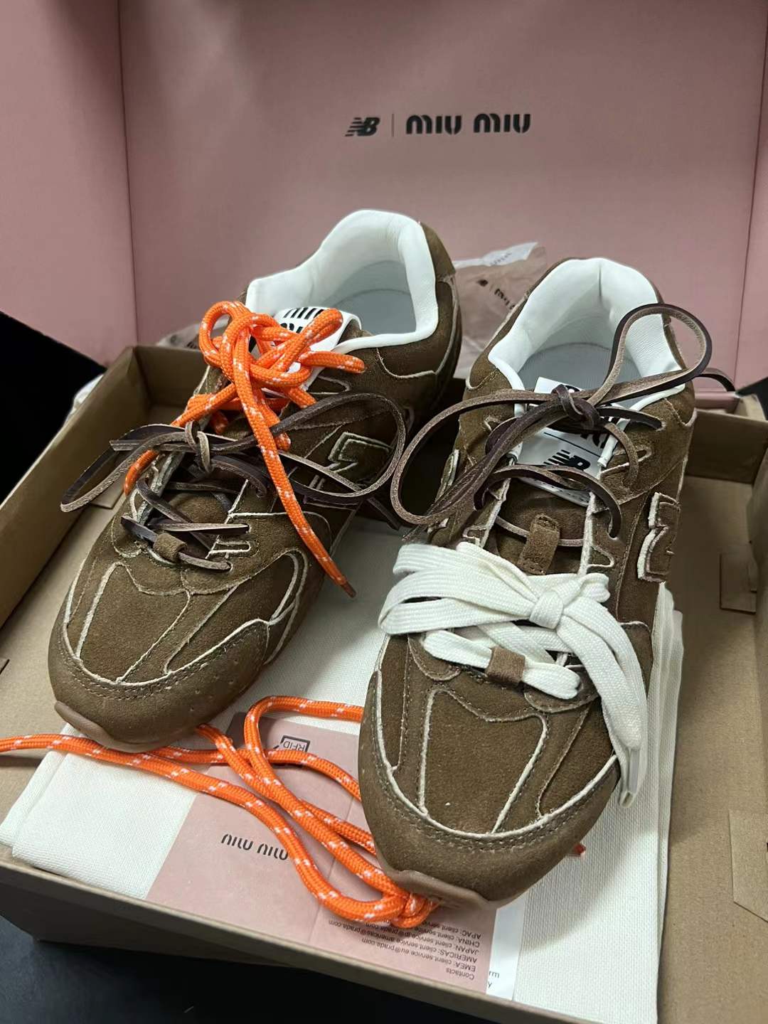 New Balance x Miumiu