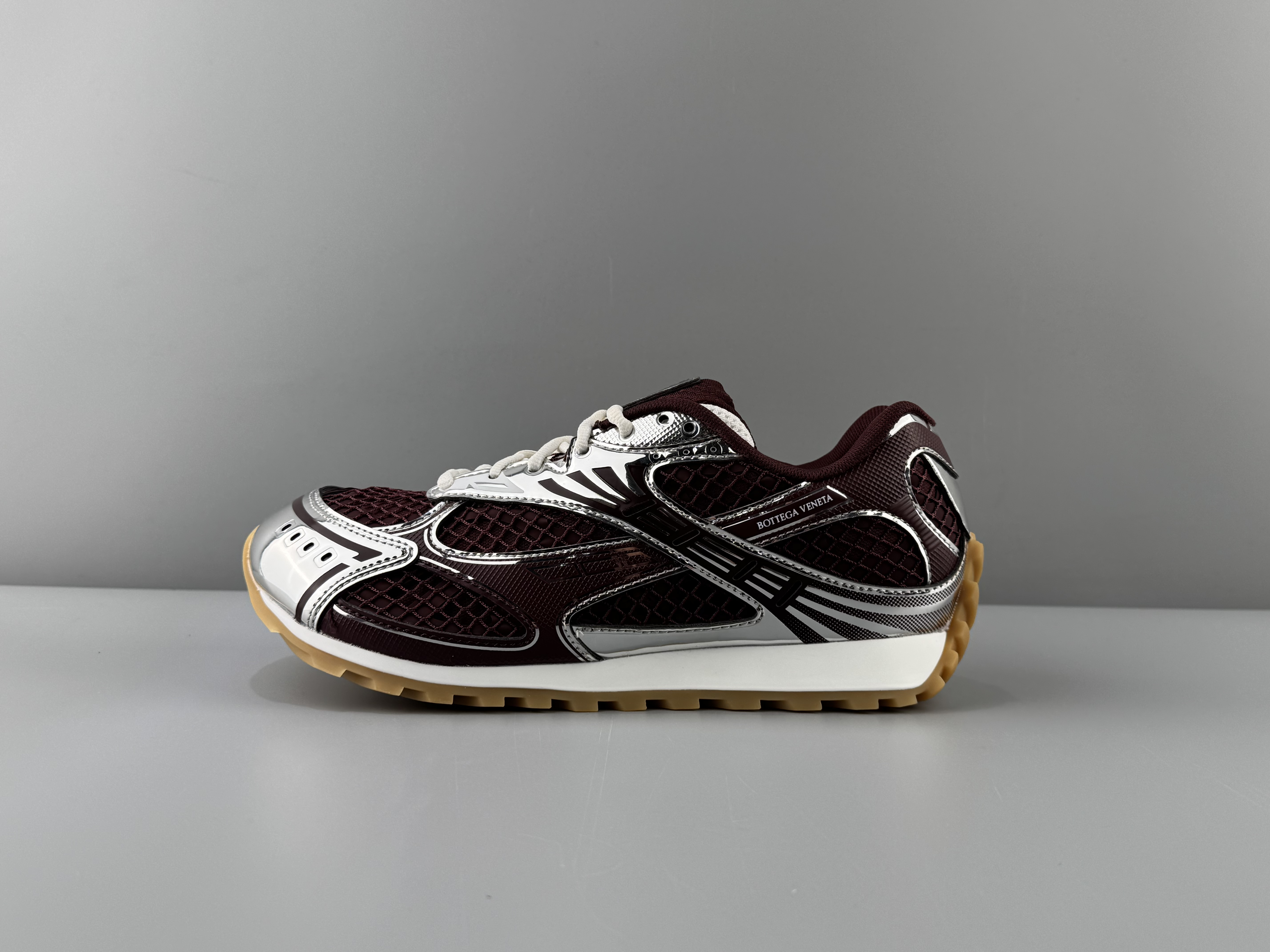 Bottga Veneta Orbit 스니커즈