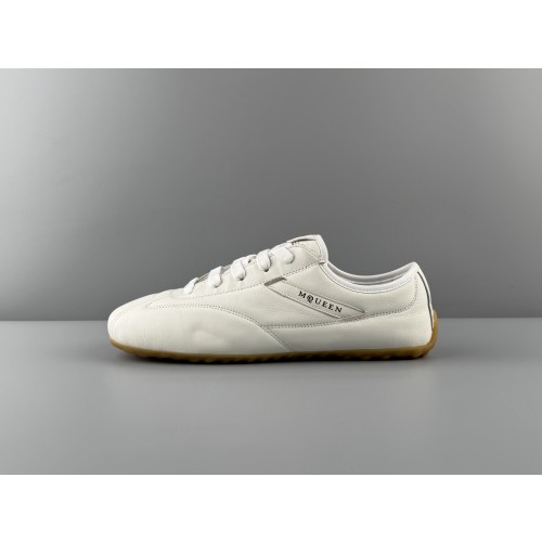 Alexander McQueen Boxe