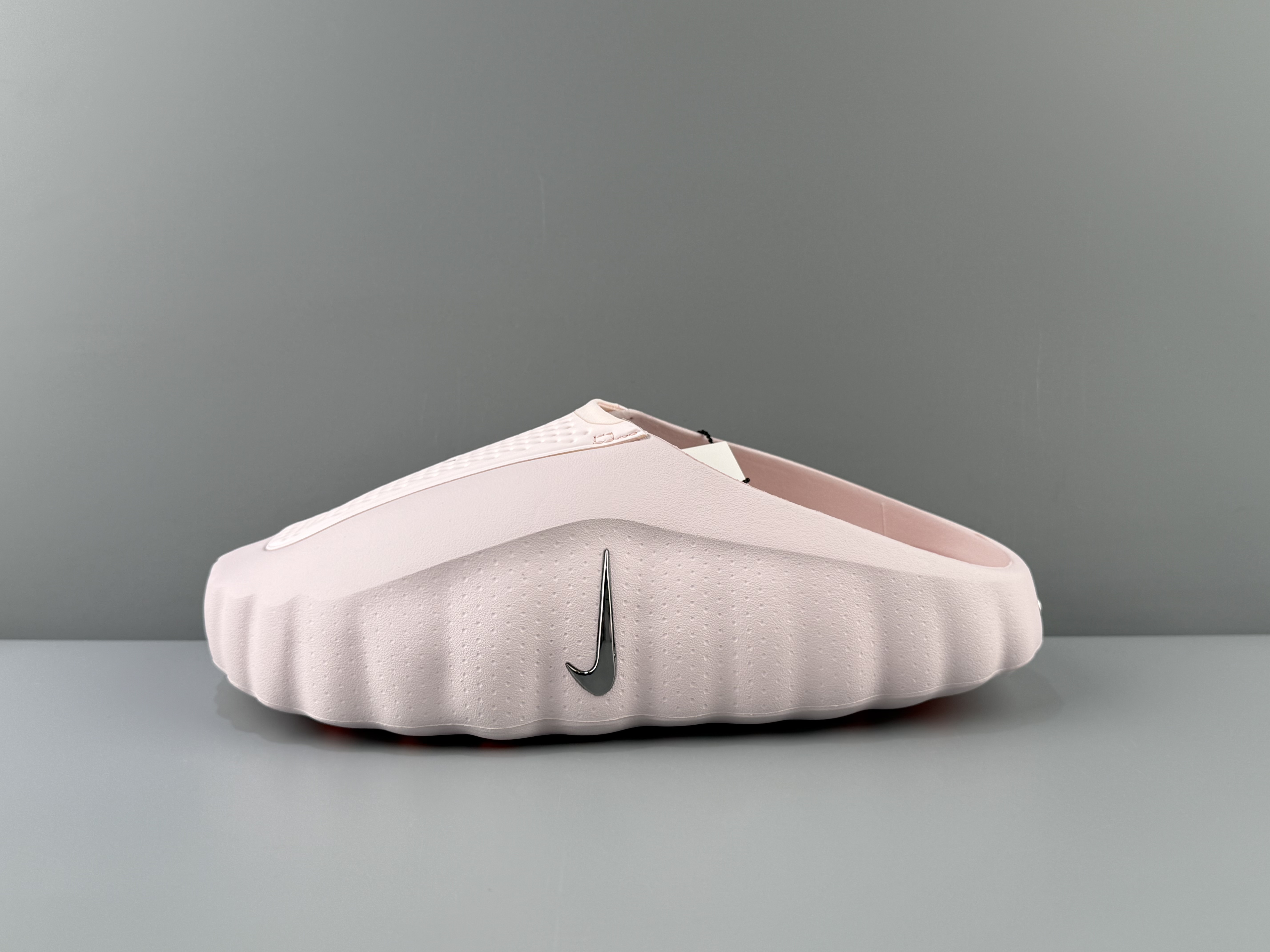 Nike Mind 001