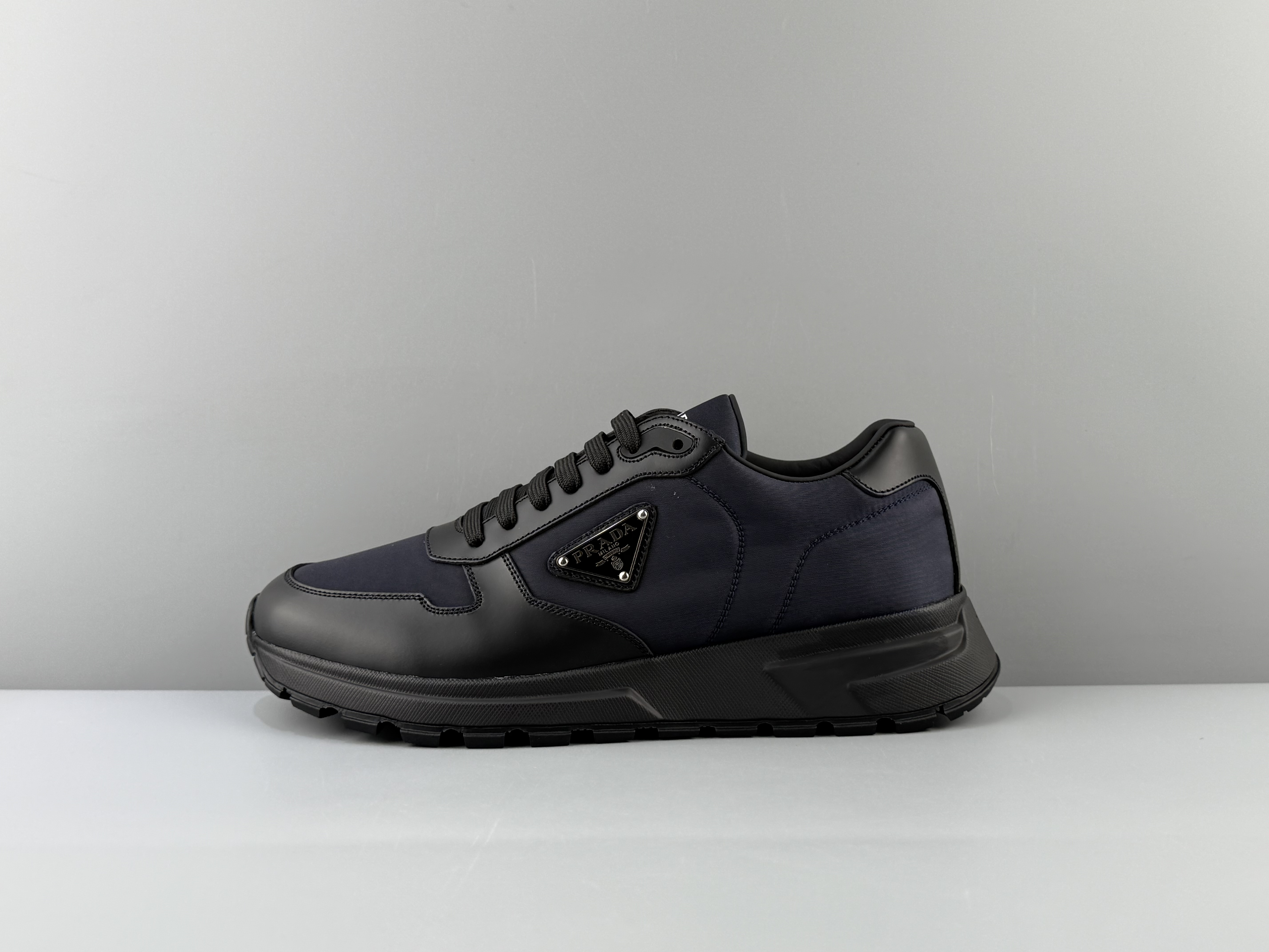 Prada Prax 01