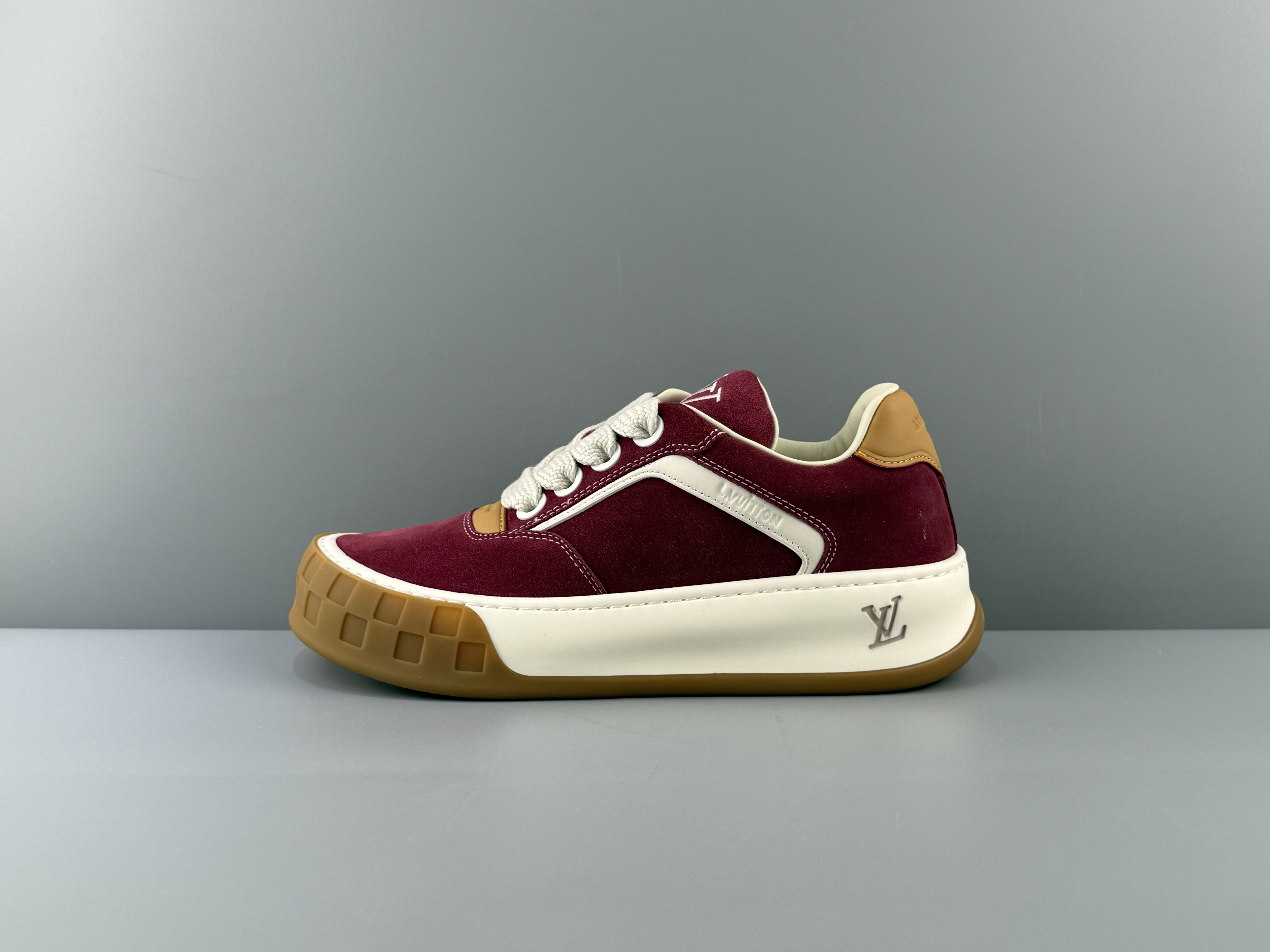 LV Tiltde