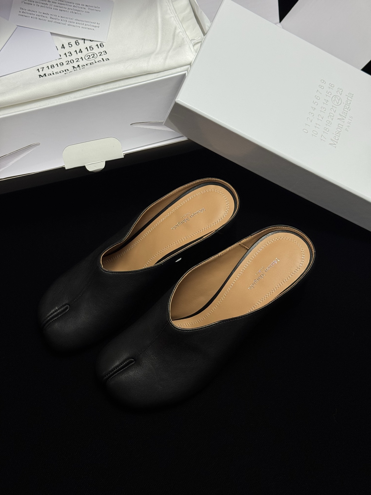 Maison Margiela MM6 Tabi (6cm)