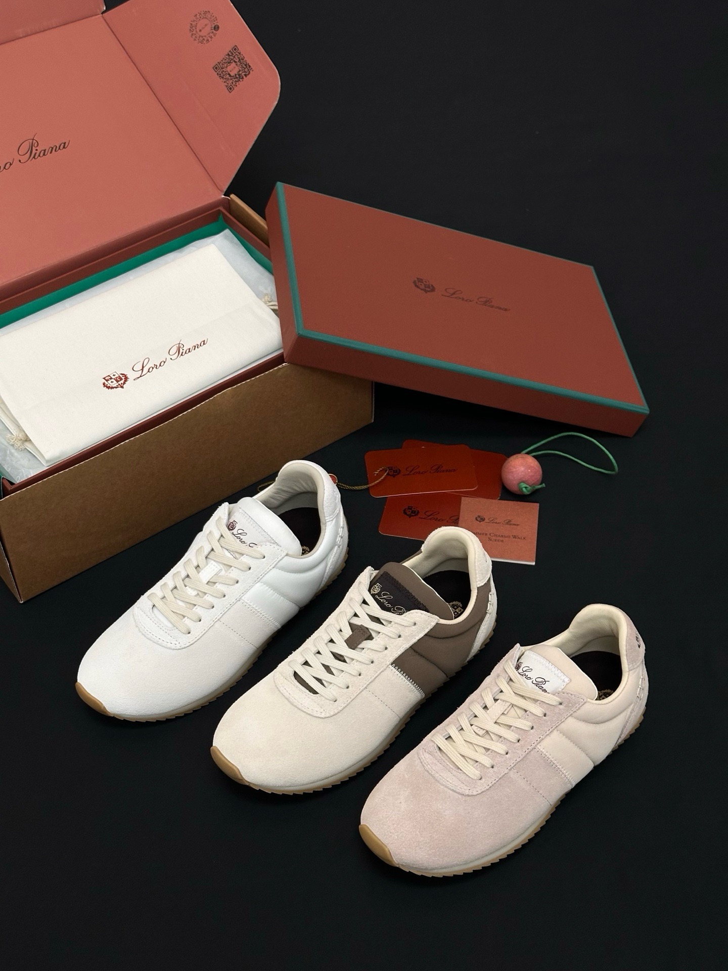 Loro Piana Fast Walk