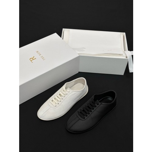 THE ROW Shose