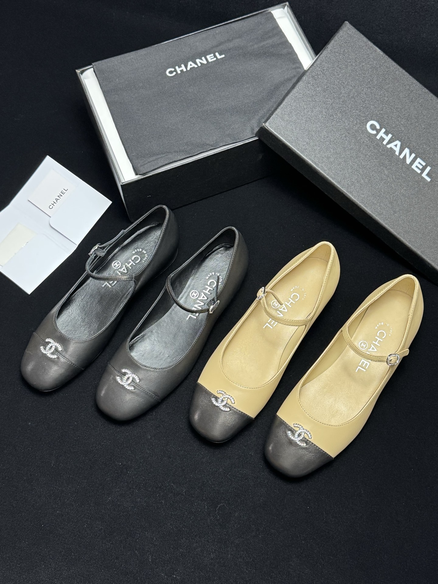 Chanel Shoes (Flat)
