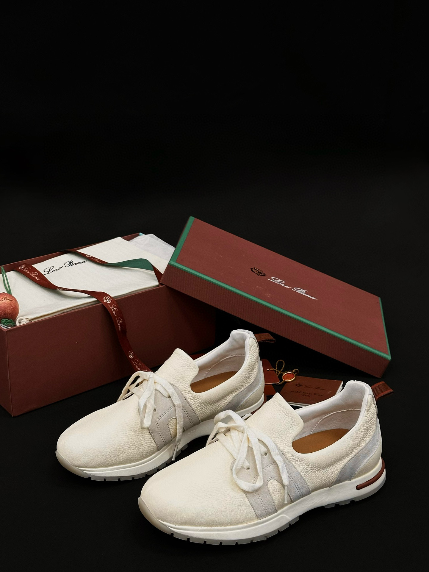 Loro Piana Fast Walk
