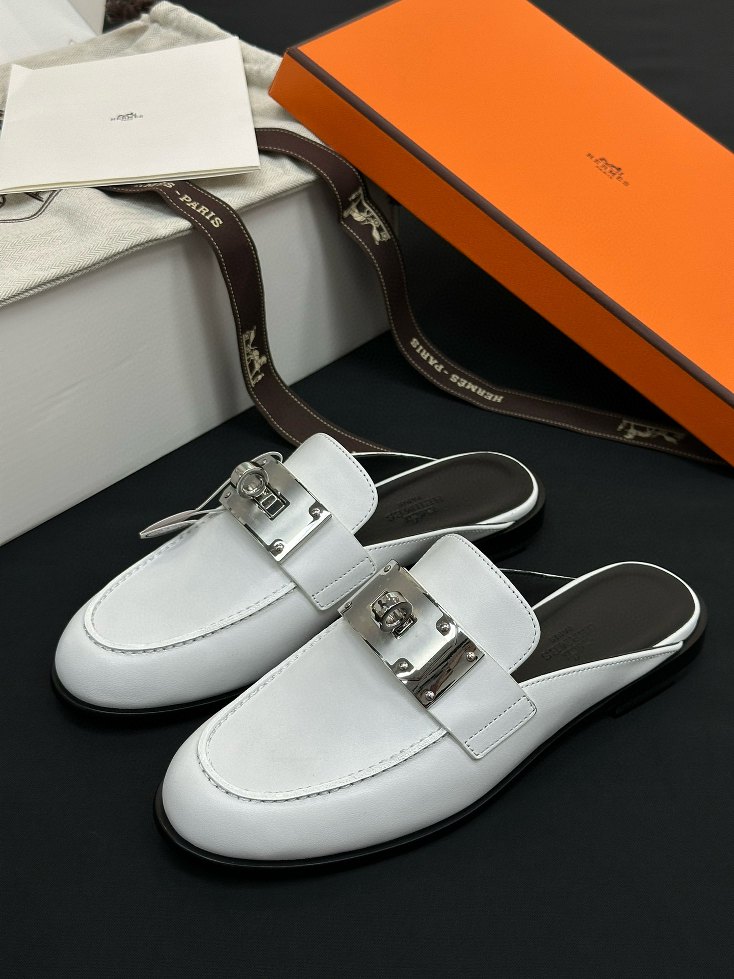 Hermes Lota