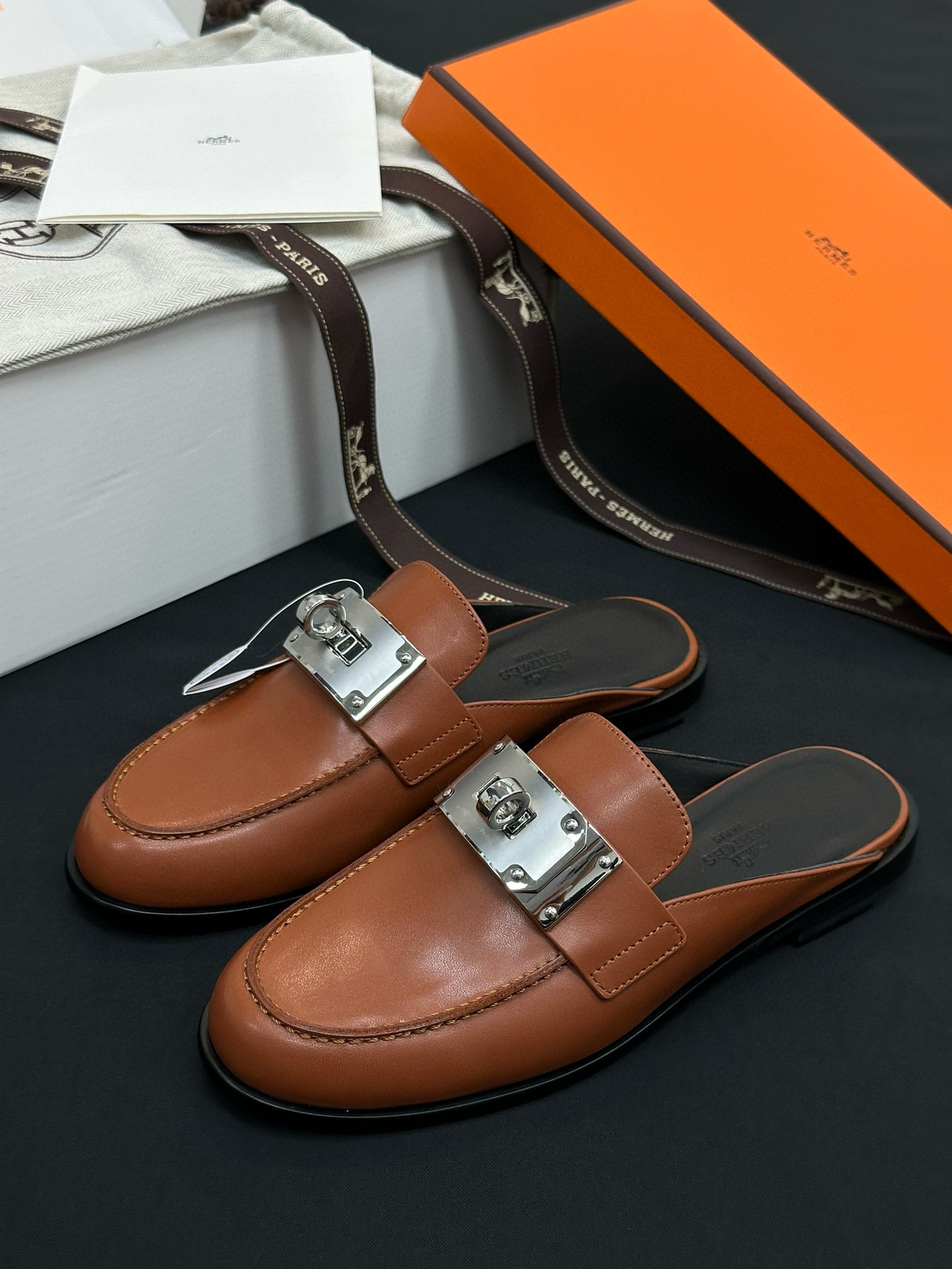 Hermes Lota