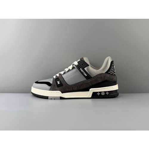 Lv Trainer