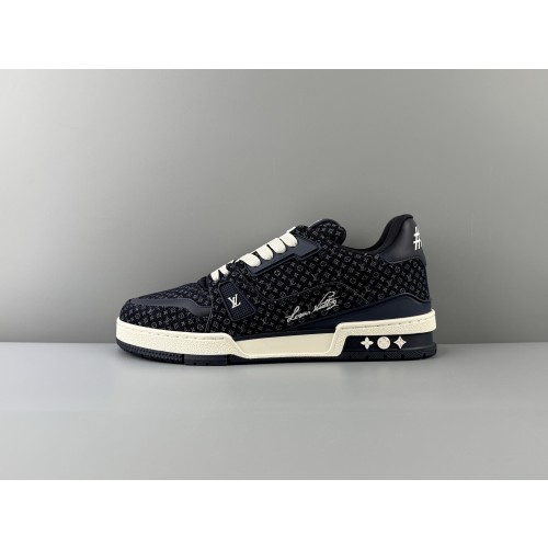 Lv Trainer