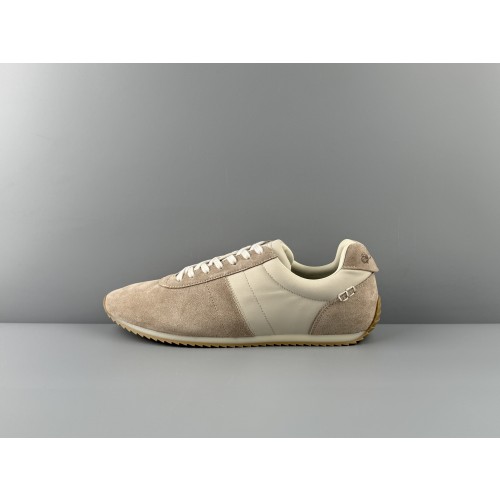 Loro Piana Fast Walk