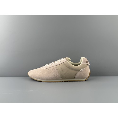 Loro Piana Fast Walk