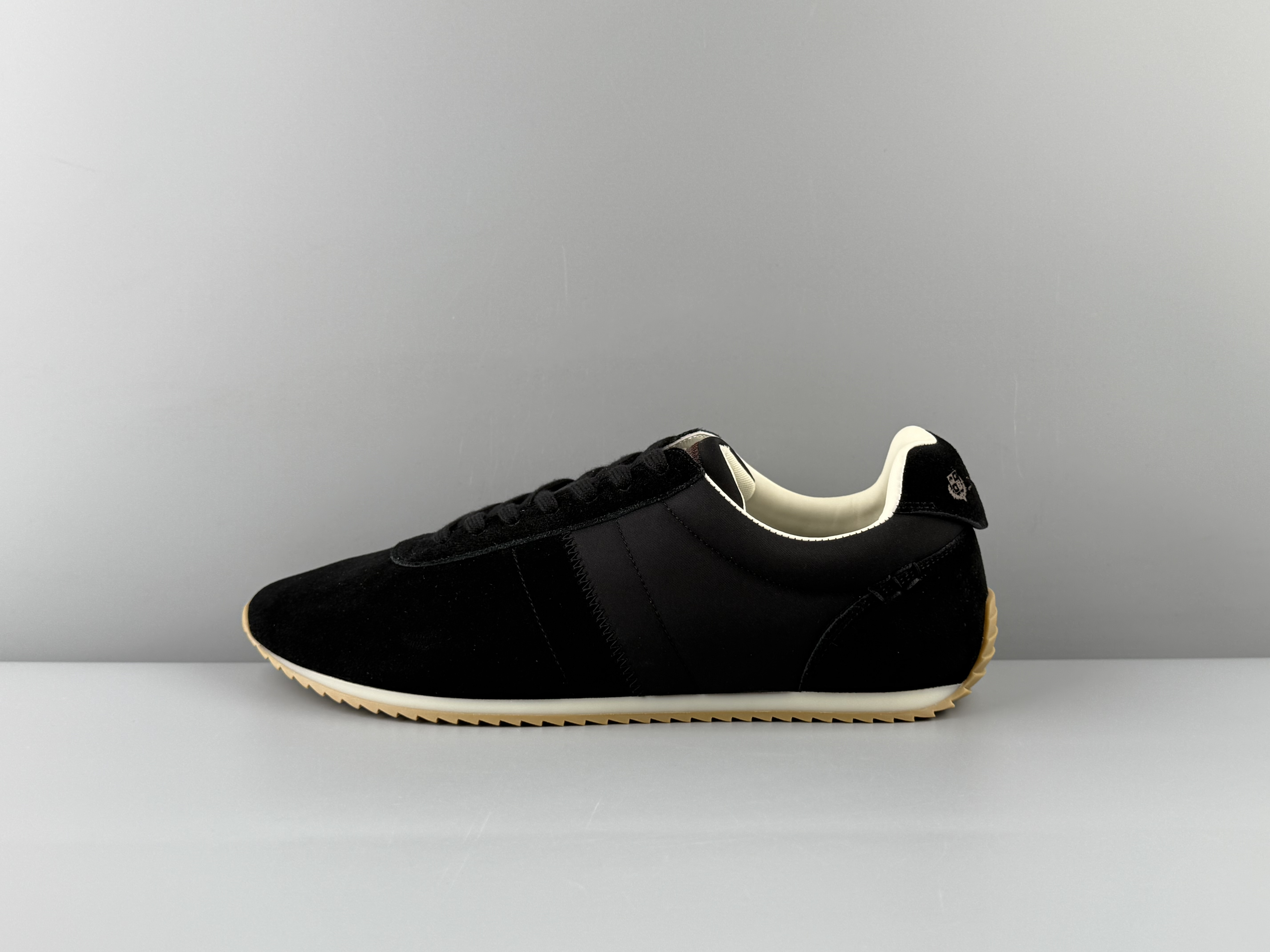 Loro Piana Fast Walk
