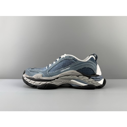 Balenciaga Triple S.2