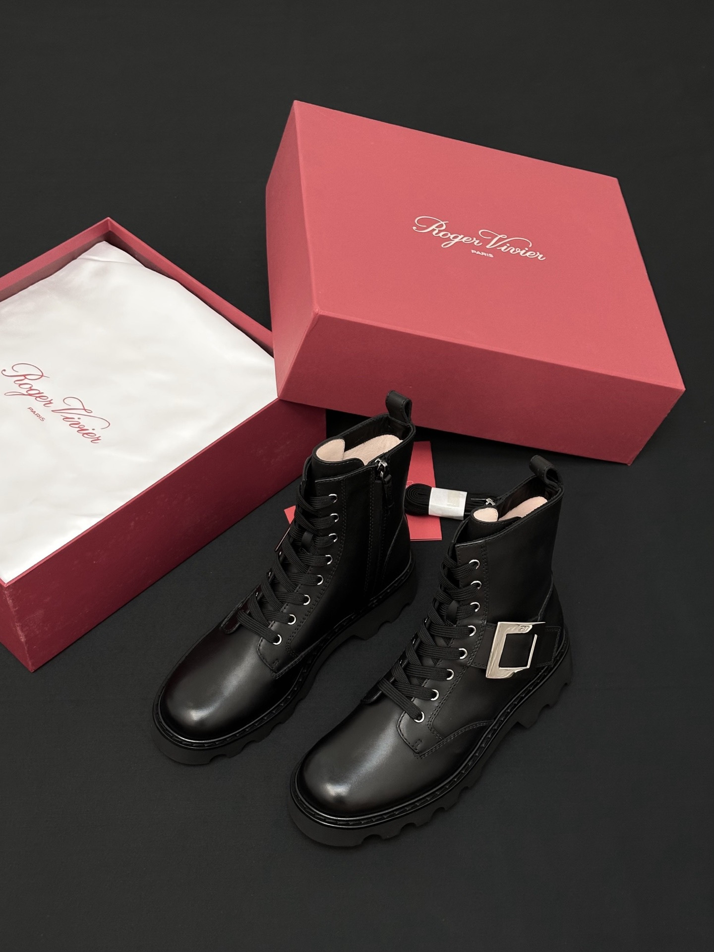 Roger Vivier Boots